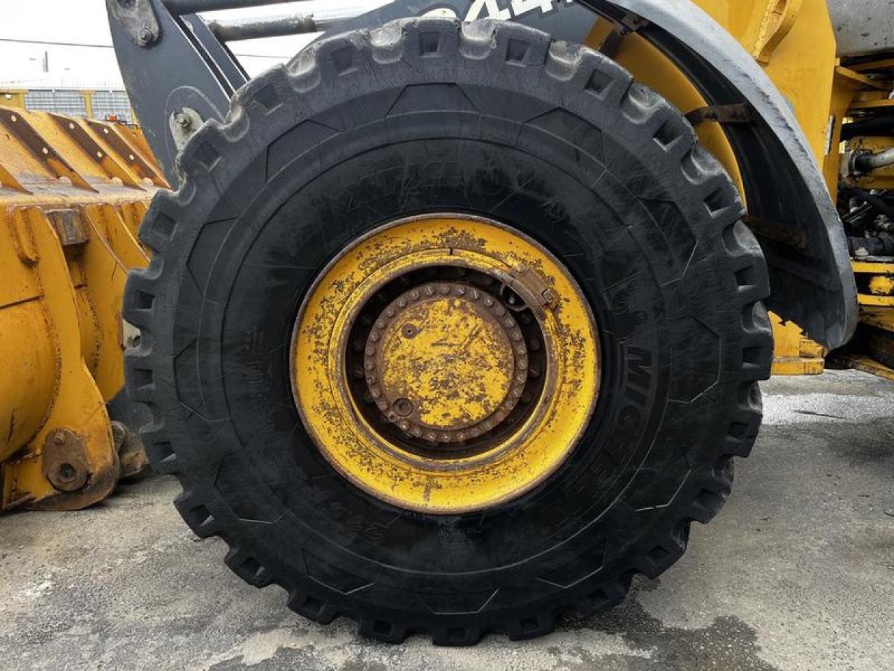 12400746
