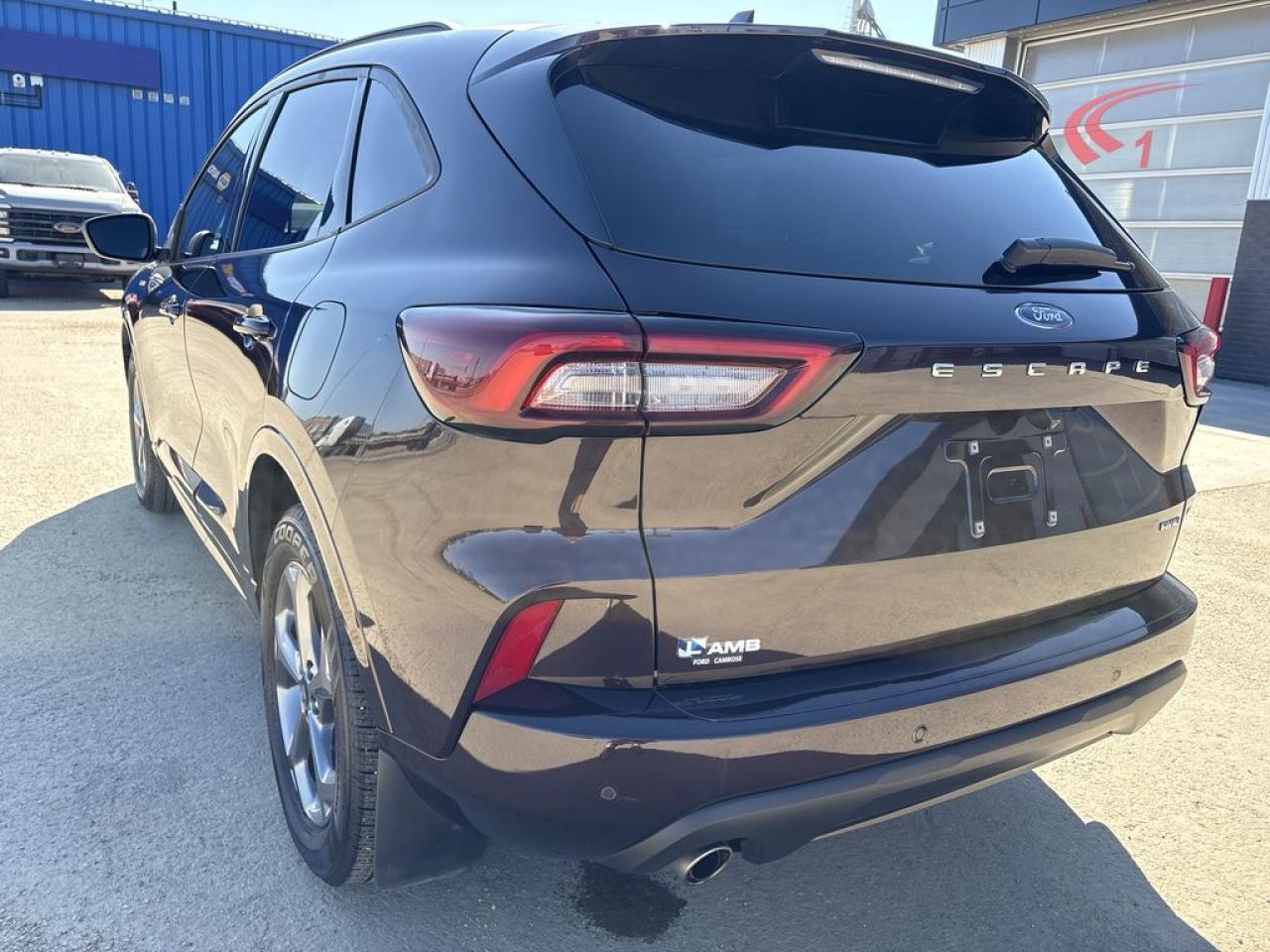 2023 Ford Escape ST-Line Photo5