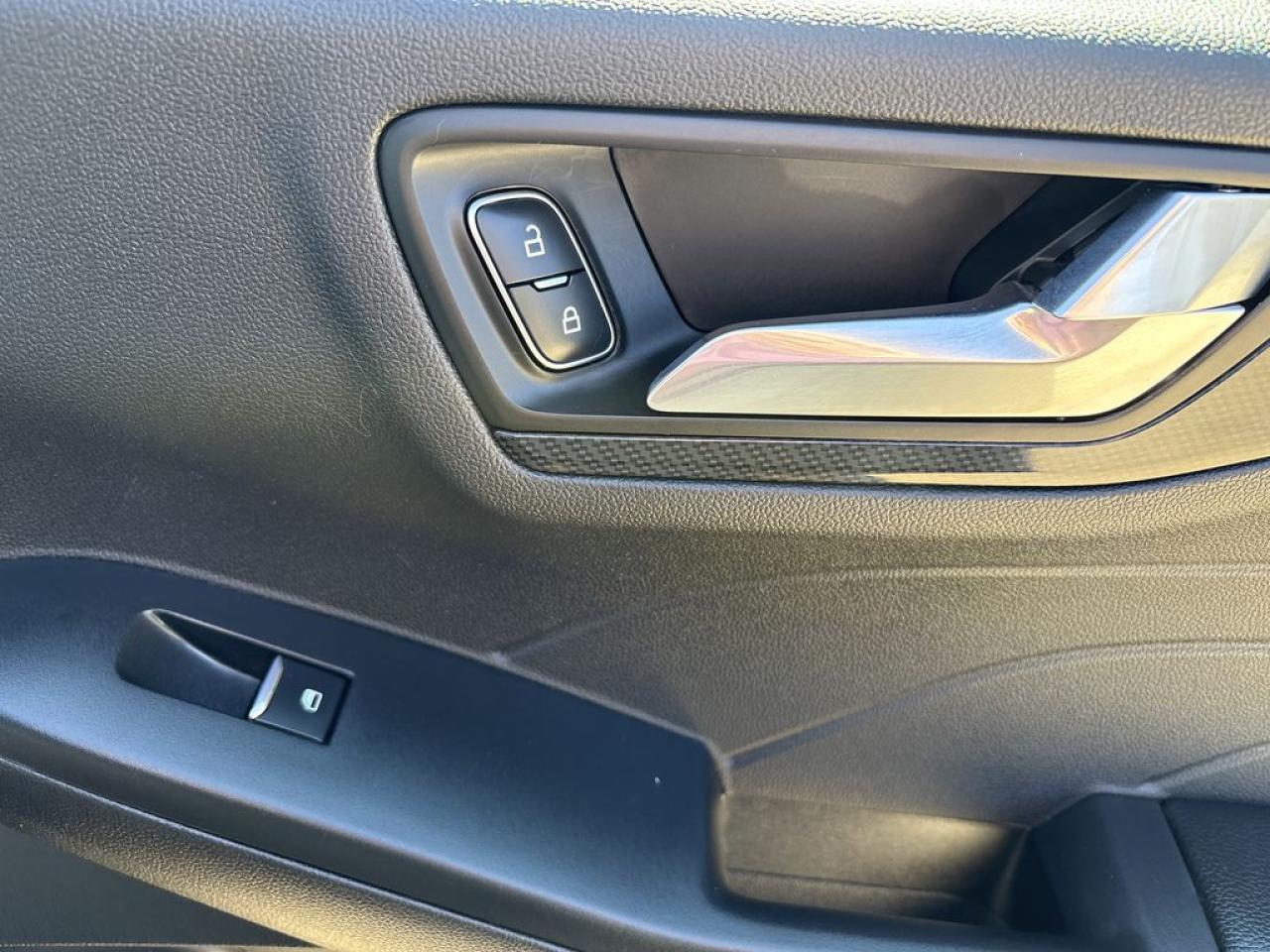 2023 Ford Escape ST-Line Photo5