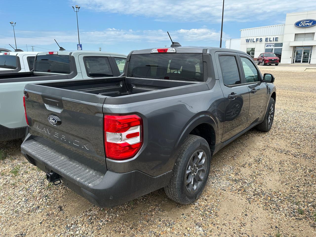 2025 Ford Maverick XLT AWD SuperCrew 302A Photo3