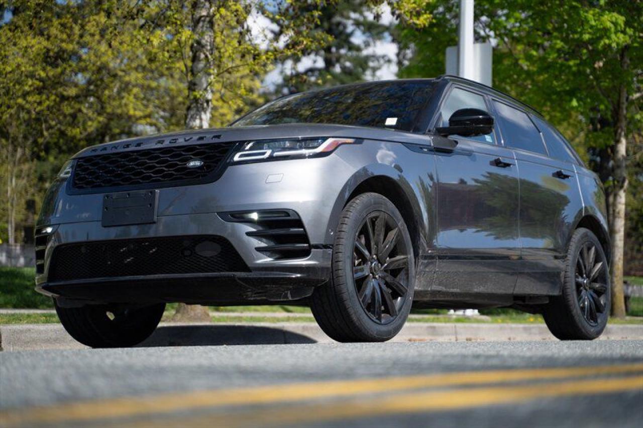 Used 2019 Land Rover Range Rover Velar P300 R-Dynamic SE for sale in Surrey, BC
