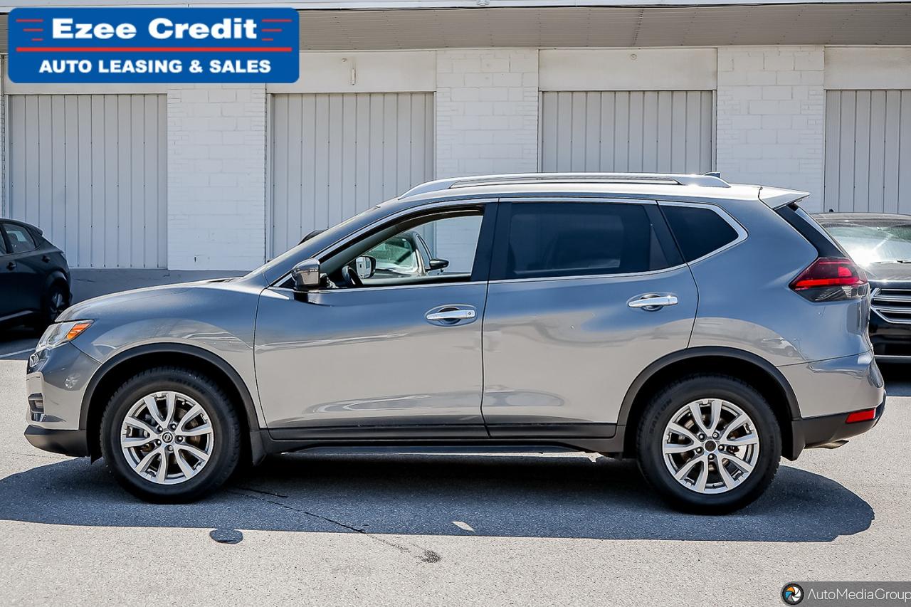 2020 Nissan Rogue SV Photo35
