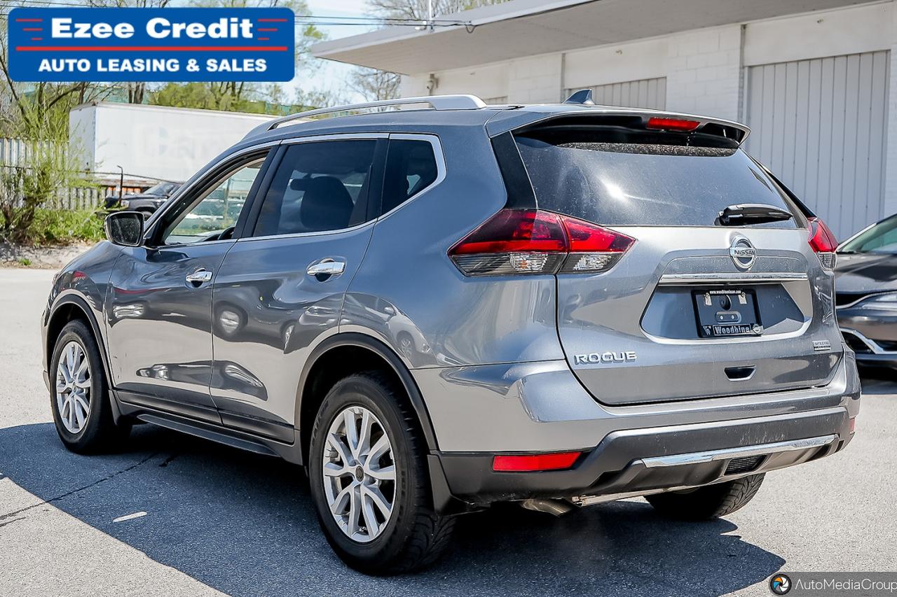 2020 Nissan Rogue SV Photo34