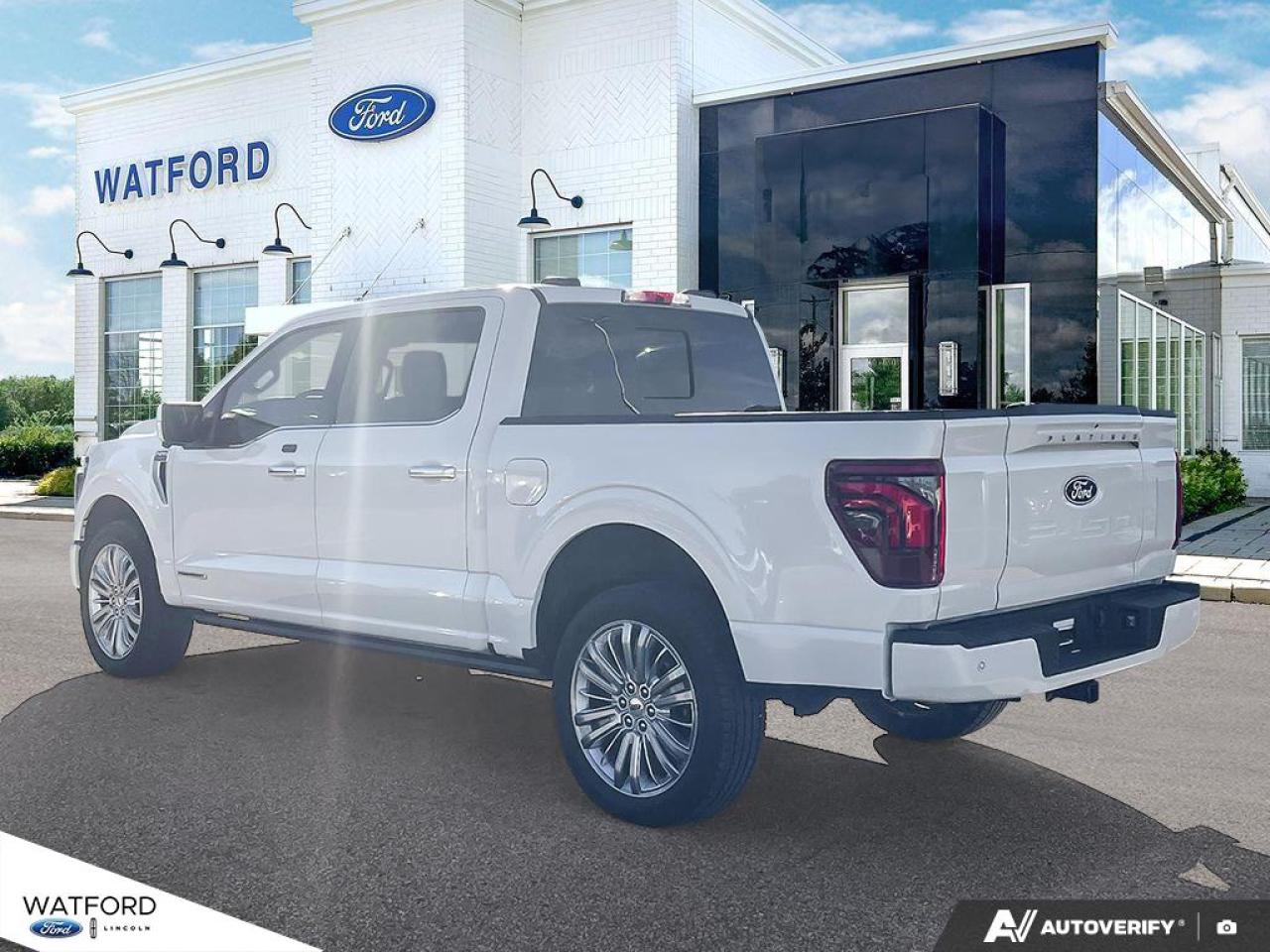 2025 Ford F-150 Hybrid PLATINUM Photo3