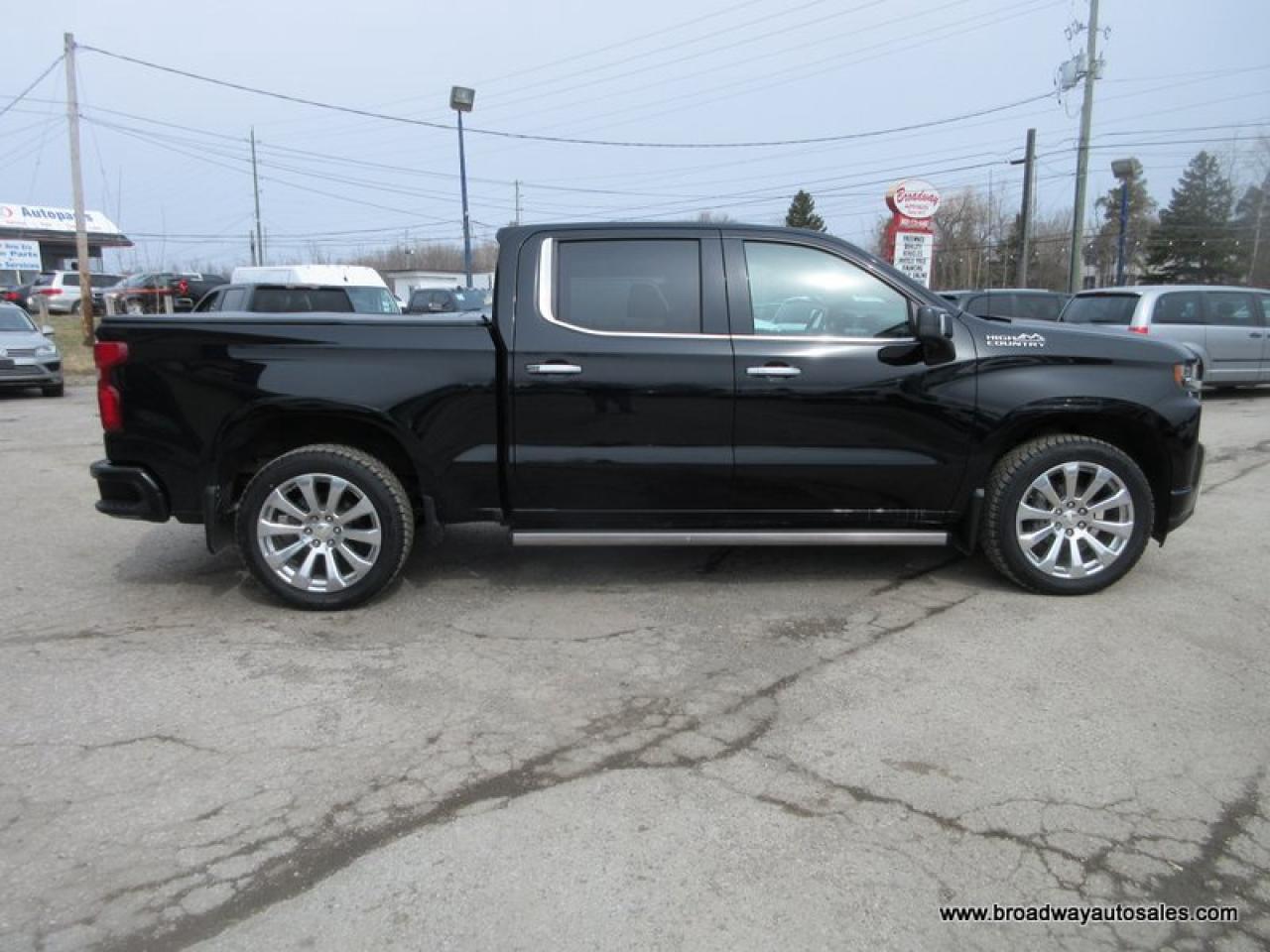 2022 Chevrolet Silverado 1500 LOADED HIGH-COUNTRY-EDITION 5 PASSENGER 6.2L - V8.. 4X4.. CREW-CAB.. SHORTY.. NAVIGATION.. LEATHER.. HEATED/AC SEATS.. SUNROOF.. BACK-UP CAMERA.. Photo