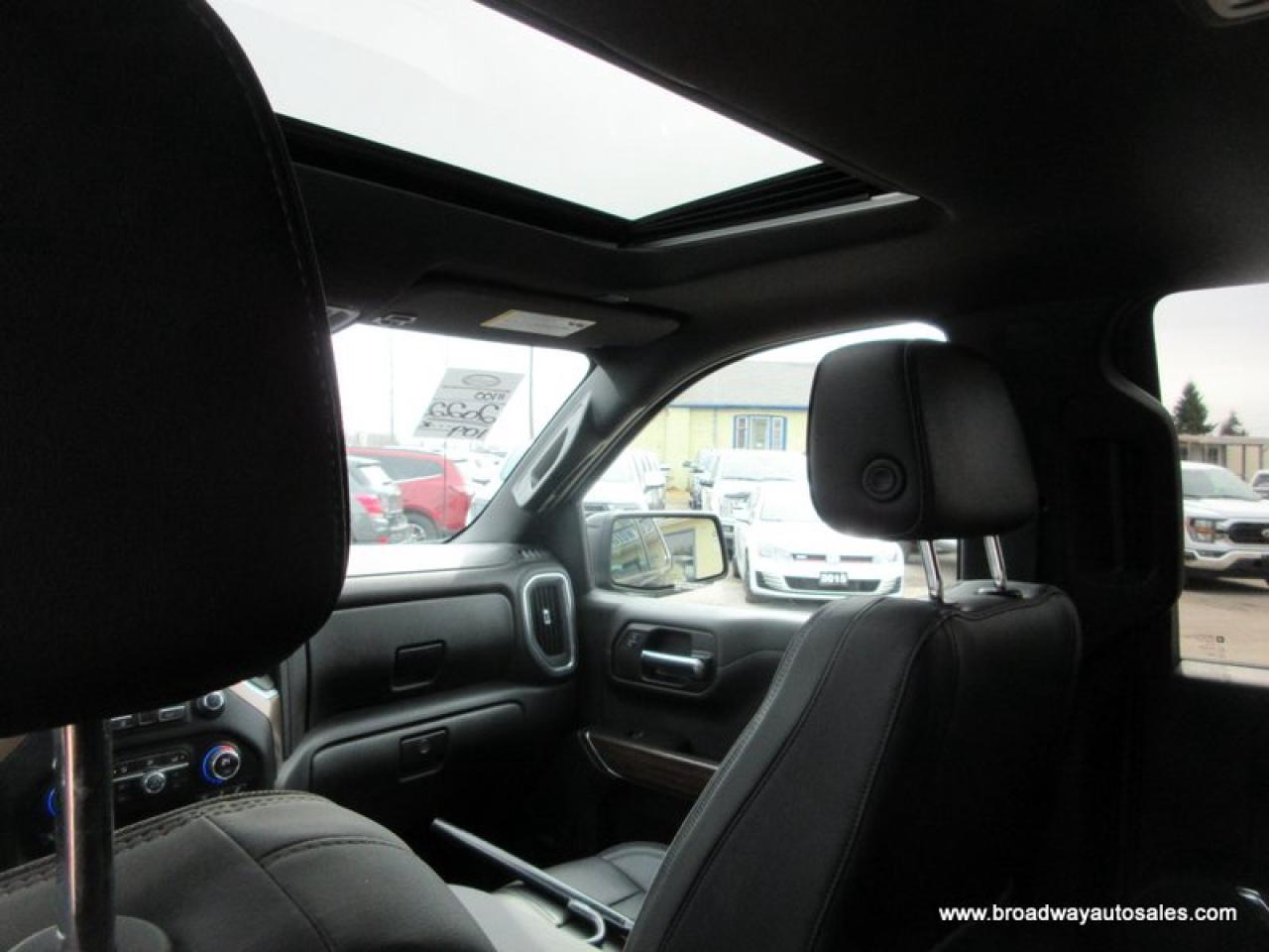 2022 Chevrolet Silverado 1500 LOADED HIGH-COUNTRY-EDITION 5 PASSENGER 6.2L - V8.. 4X4.. CREW-CAB.. SHORTY.. NAVIGATION.. LEATHER.. HEATED/AC SEATS.. SUNROOF.. BACK-UP CAMERA.. Photo