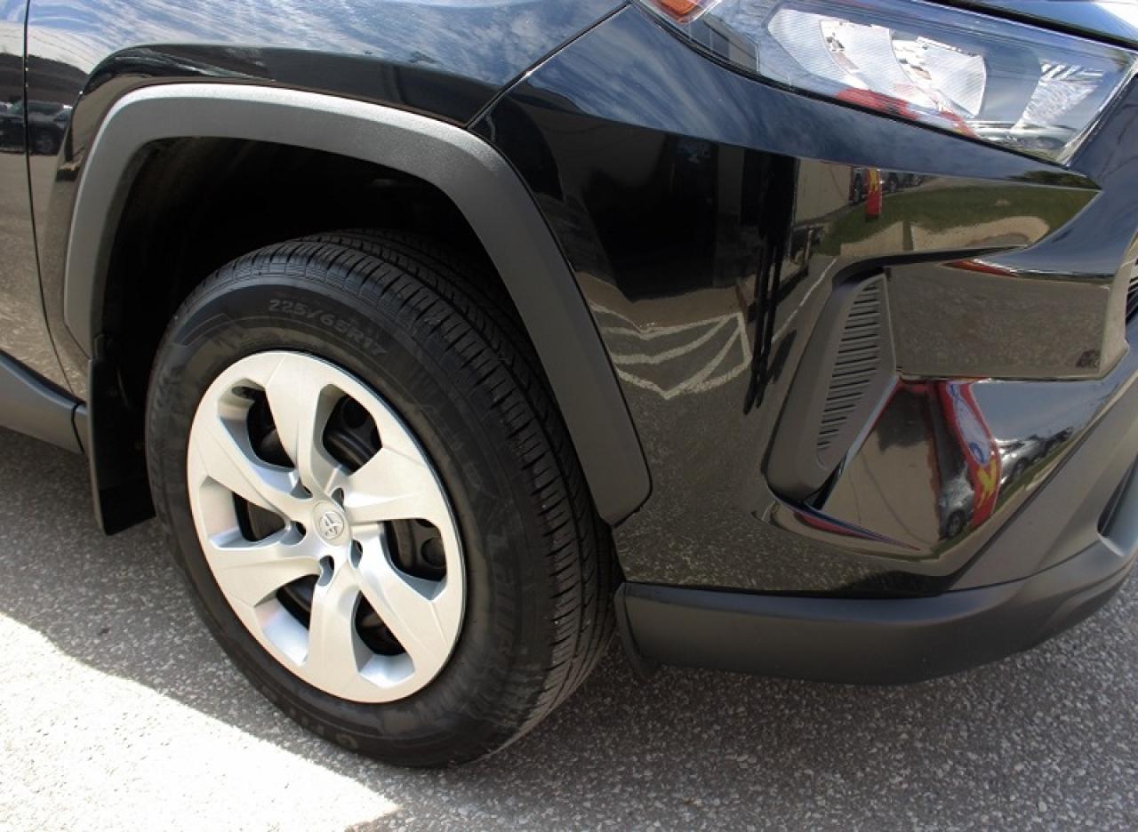 2022 Toyota RAV4 LE*AWD*Heated Seats*Bluetooth*Rear Cam Photo4