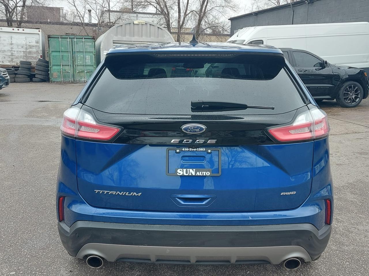 2023 Ford Edge Titanium AWD Photo