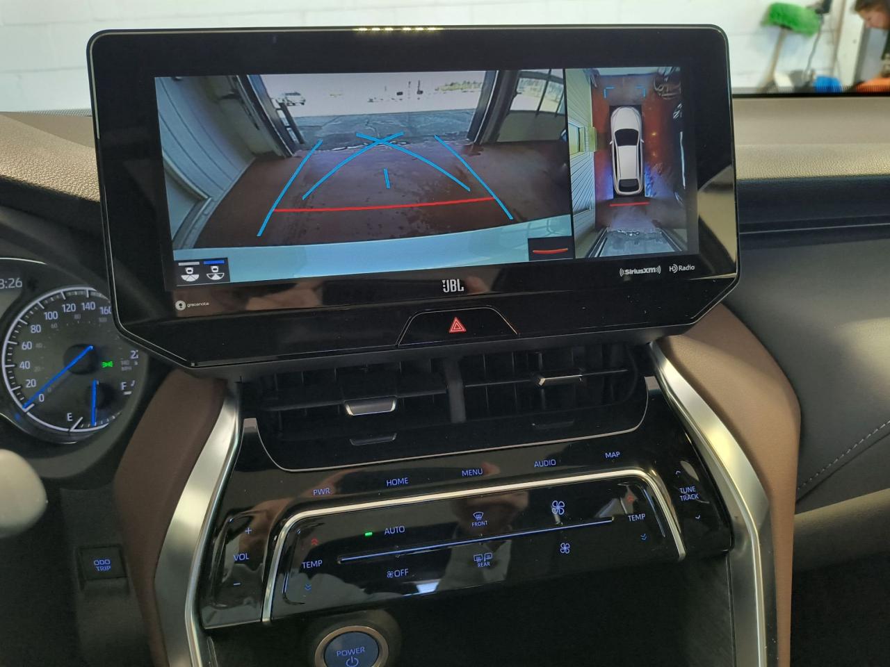 2021 Toyota Venza LIMITED AWD Photo