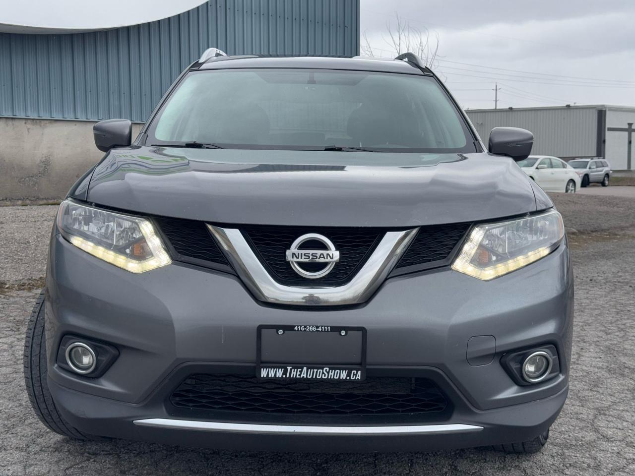 2016 Nissan Rogue SV AWD | PANO | HTD SEATS | BACKUP CAM | BLUETOOTH Photo2