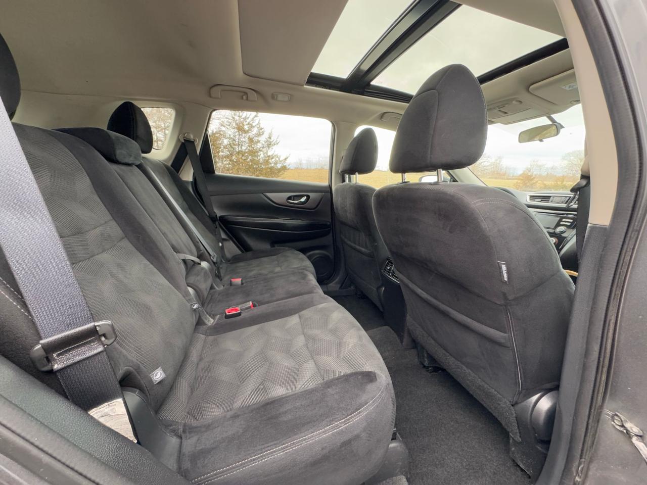 2016 Nissan Rogue SV AWD | PANO | HTD SEATS | BACKUP CAM | BLUETOOTH Photo10