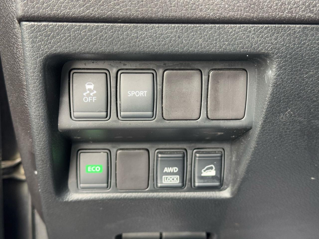 2016 Nissan Rogue SV AWD | PANO | HTD SEATS | BACKUP CAM | BLUETOOTH Photo33