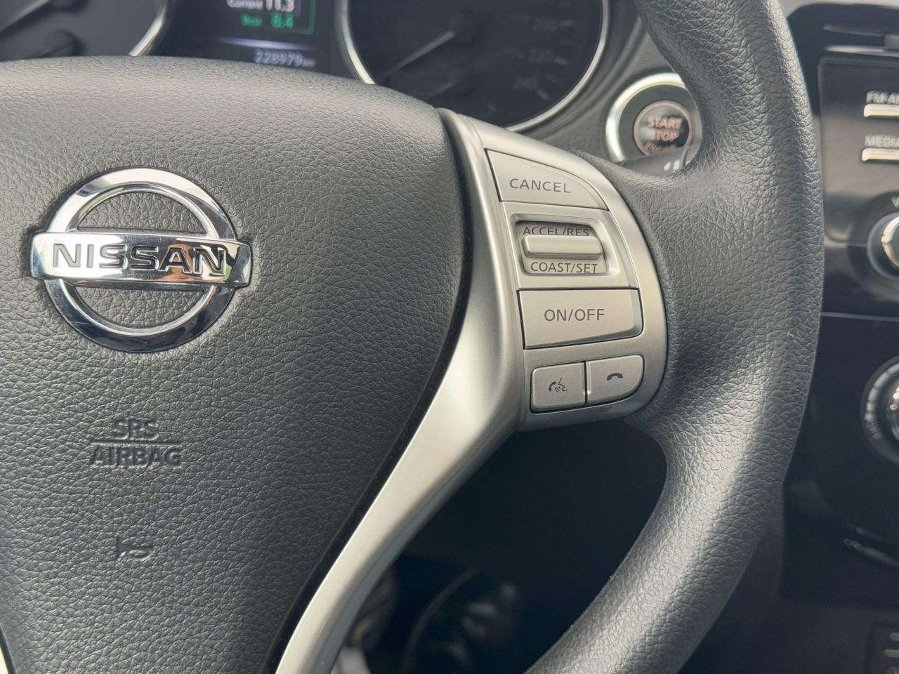 2016 Nissan Rogue SV AWD | PANO | HTD SEATS | BACKUP CAM | BLUETOOTH Photo31