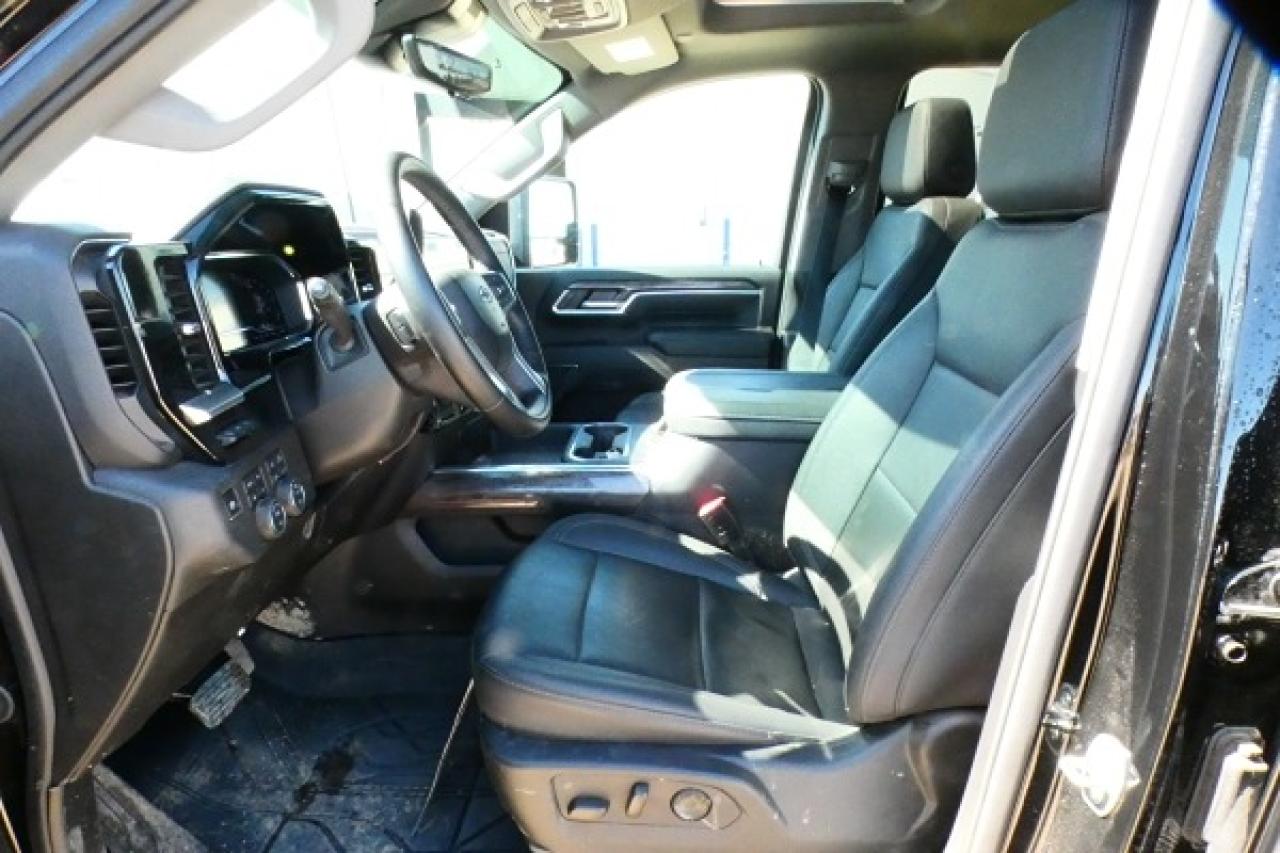 2024 Chevrolet Silverado 2500 LTZ DURA DSL Crew w/H&C L, S/R, NAV, BUC, PRB, HUD - Photo #10