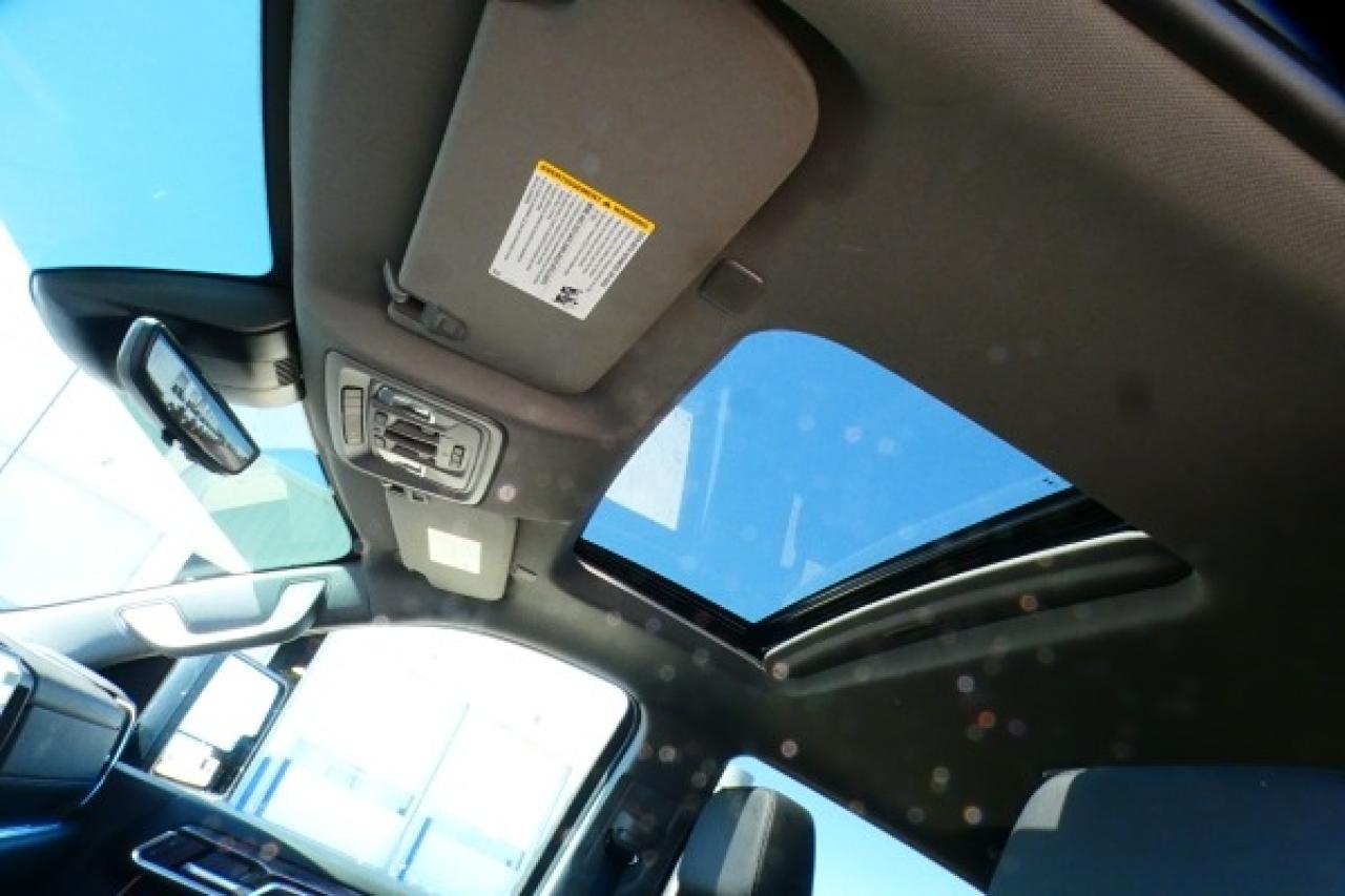 2024 Chevrolet Silverado 2500 LTZ DURA DSL Crew w/H&C L, S/R, NAV, BUC, PRB, HUD - Photo #17