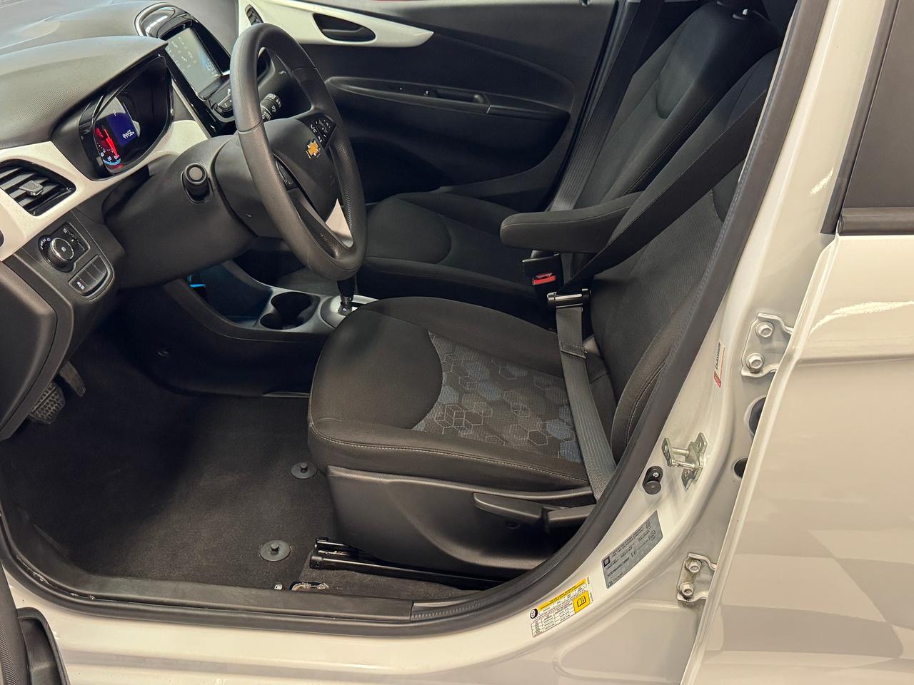 2017 Chevrolet Spark LT+ApplePlay+Camera+New Tires+Brakes+CLEAN CARFAX Photo