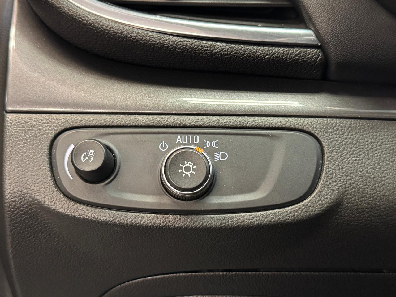 2018 Buick Encore Preferred+New Tires+Camera+ApplePlay+CLEAN CARFAX Photo