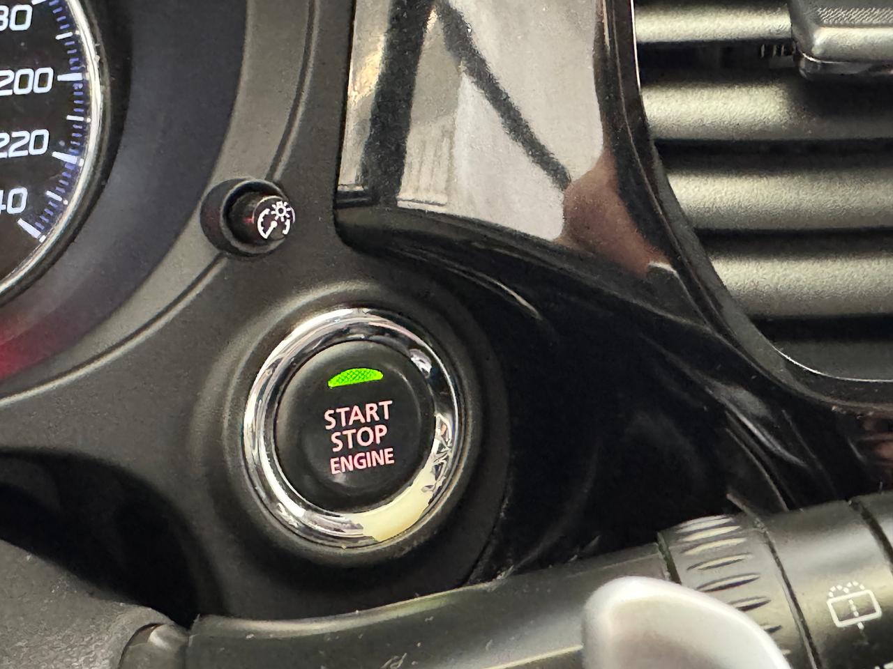 2016 Mitsubishi Outlander GT AWD 7 Passenger+Roof+AdaptiveCruise+CLEANCARFAX Photo