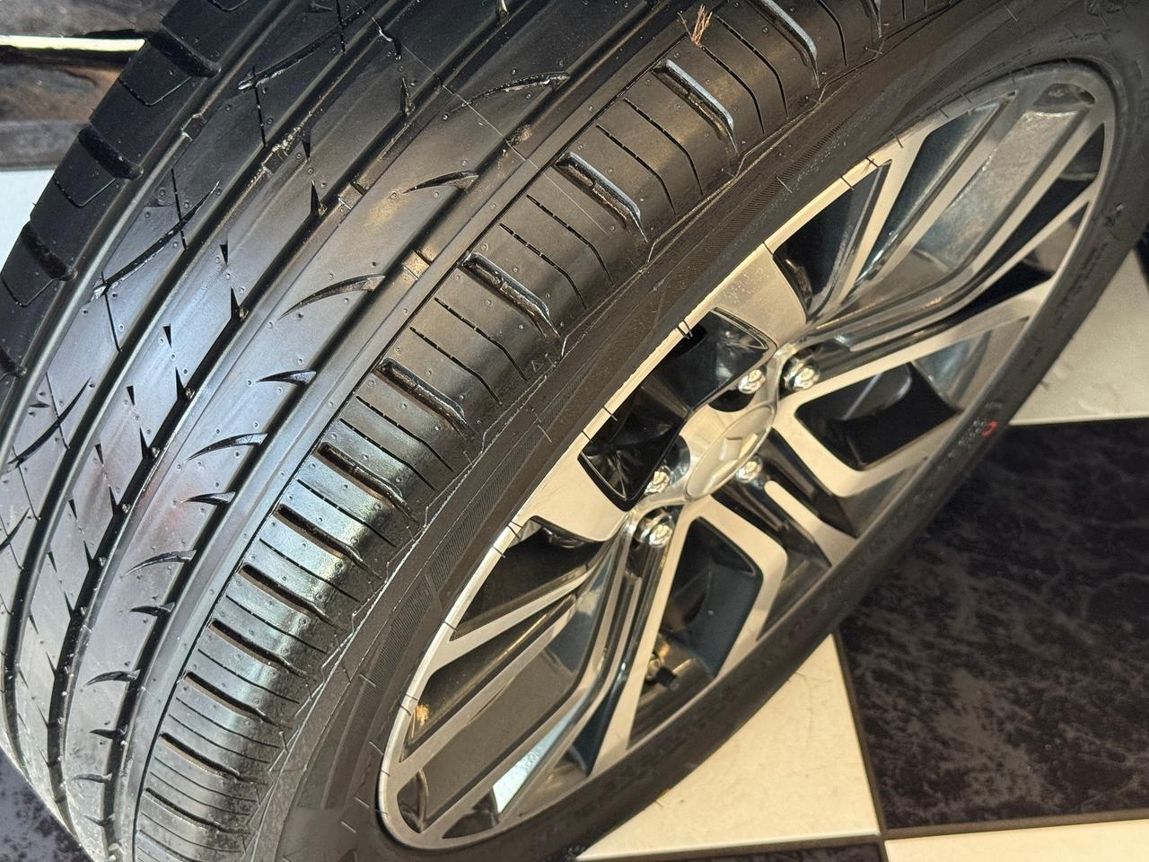 2016 Mitsubishi Outlander GT AWD 7 Passenger+Roof+AdaptiveCruise+CLEANCARFAX Photo