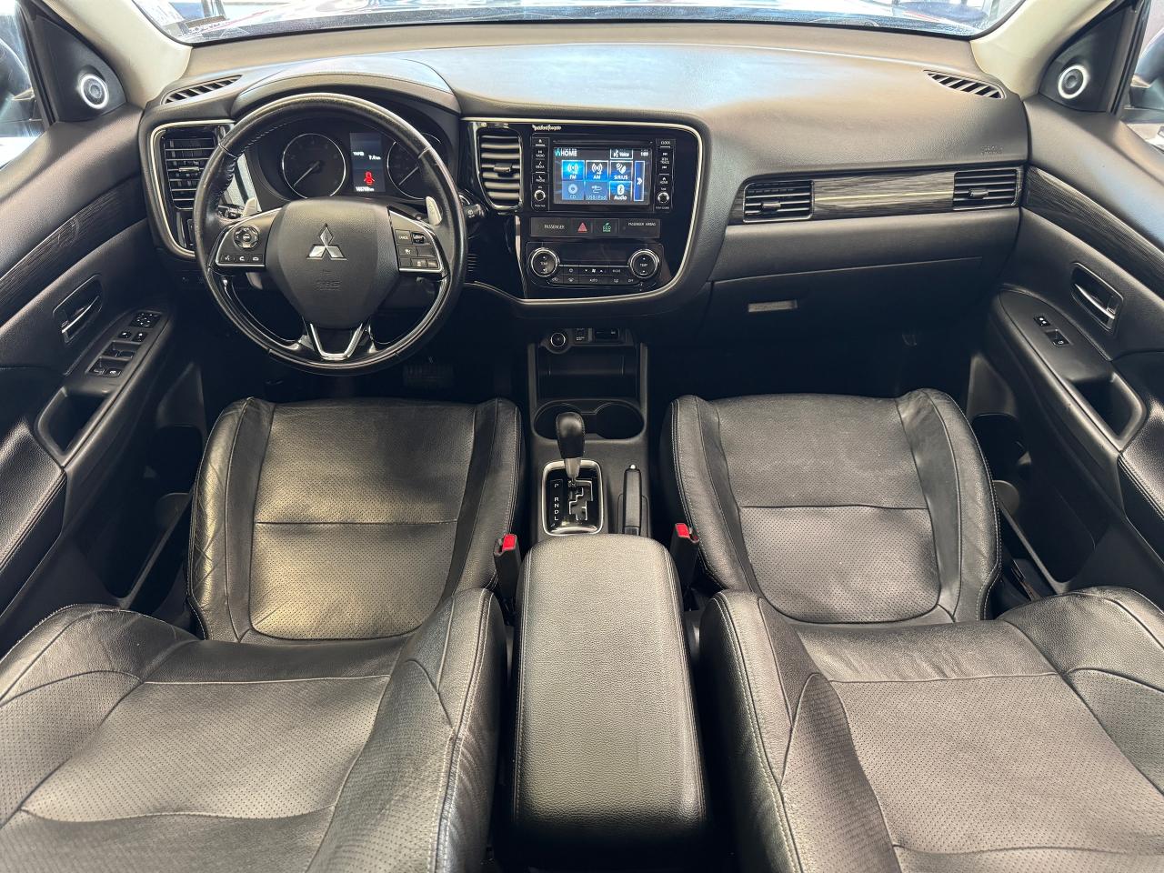 2016 Mitsubishi Outlander GT AWD 7 Passenger+Roof+AdaptiveCruise+CLEANCARFAX Photo1