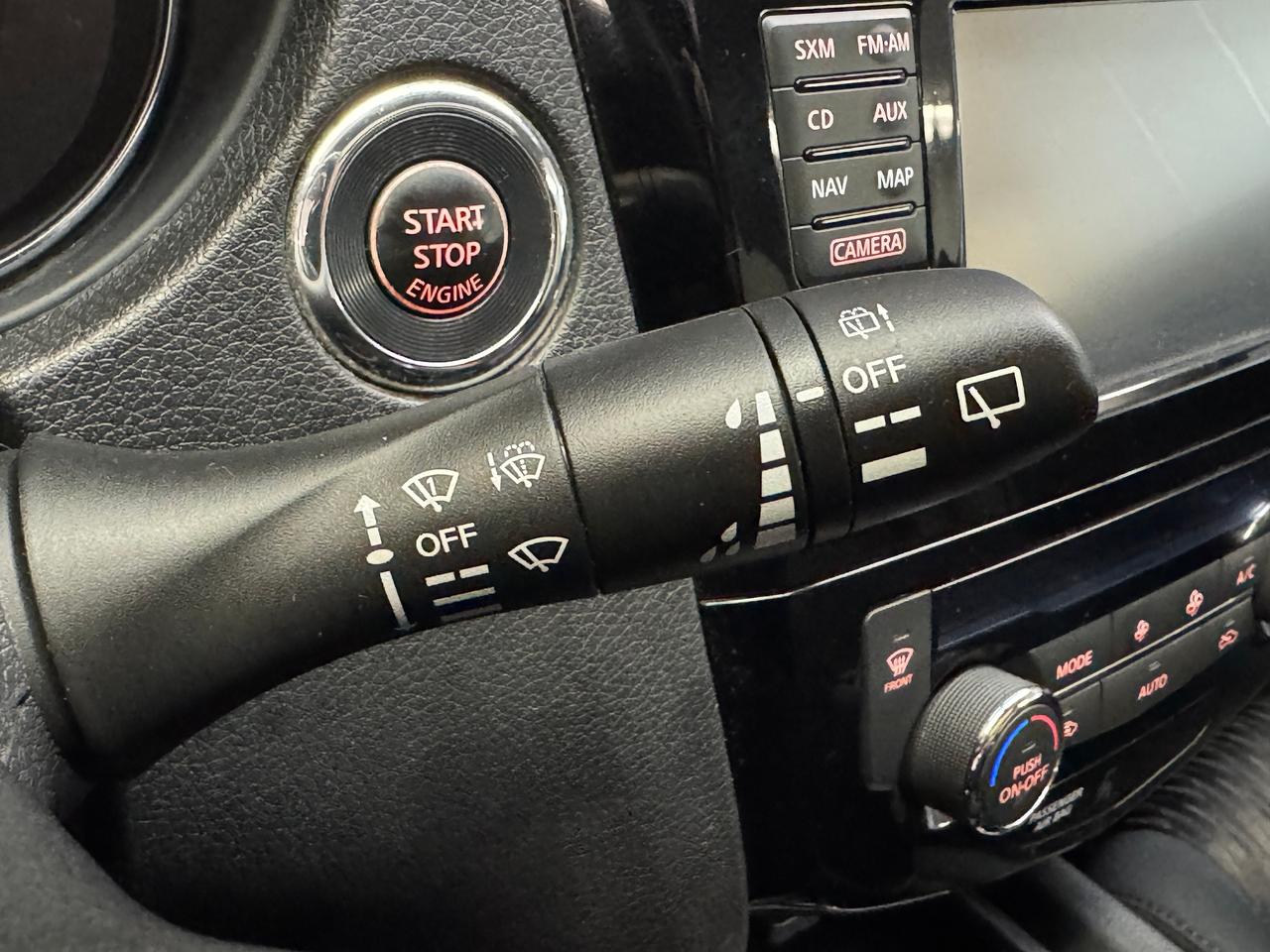 2017 Nissan Rogue SV Tech AWD+GPS+PANO Roof+Remote Start+360 Camera Photo