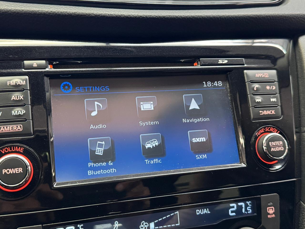 2017 Nissan Rogue SV Tech AWD+GPS+PANO Roof+Remote Start+360 Camera Photo