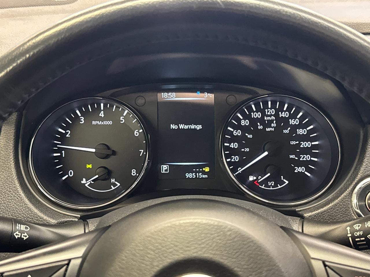 2017 Nissan Rogue SV Tech AWD+GPS+PANO Roof+Remote Start+360 Camera Photo