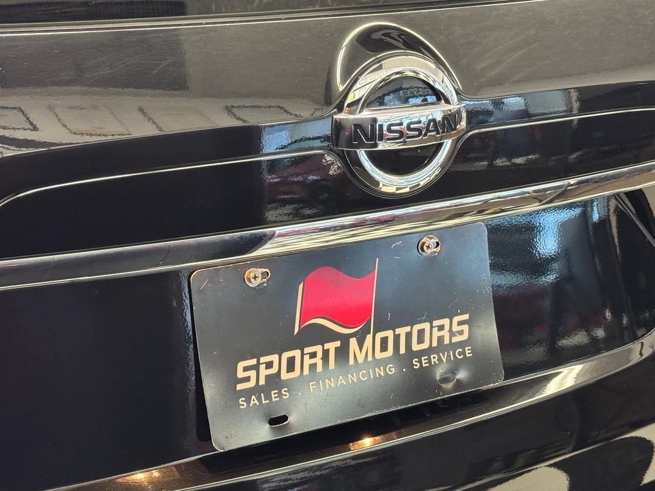 2017 Nissan Rogue SV Tech AWD+GPS+PANO Roof+Remote Start+360 Camera Photo