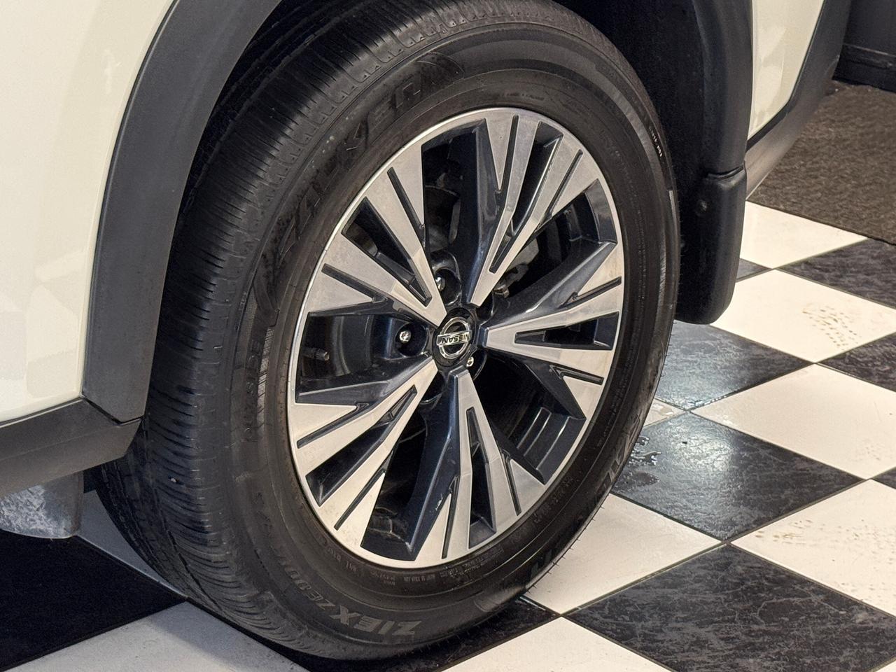 2021 Nissan Rogue SV Moonroof+BSM+Adaptive Cruise+CLEAN CARFAX Photo