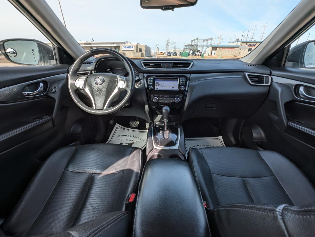 2016 Nissan Rogue SL | LOW KM | MB Owned | Leather | NAV - Photo #9