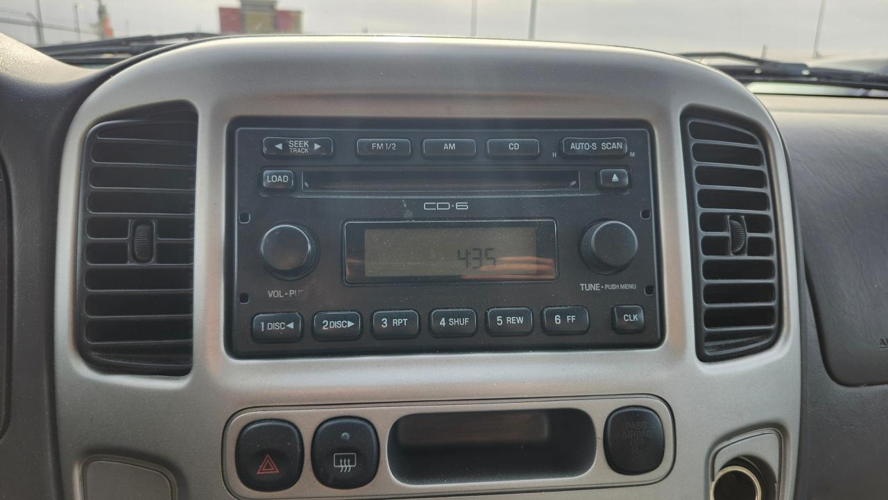 2005 Ford Escape XLT 4WD Auto - Photo #12