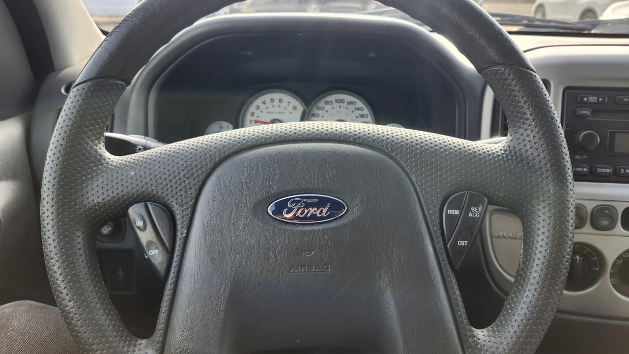 2005 Ford Escape XLT 4WD Auto - Photo #11
