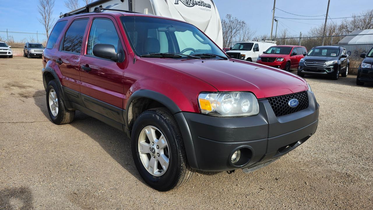 2005 Ford Escape XLT 4WD Auto - Photo #3