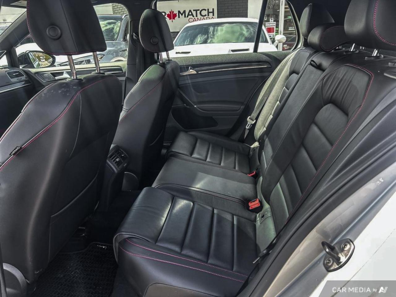 2017 Volkswagen Golf GTI / PERFORMANCE DSG / ROOF / LEATHER / NAV - Photo #13