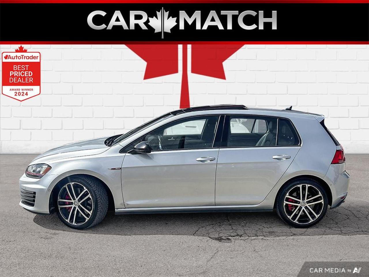 2017 Volkswagen Golf GTI / PERFORMANCE DSG / ROOF / LEATHER / NAV - Photo #5