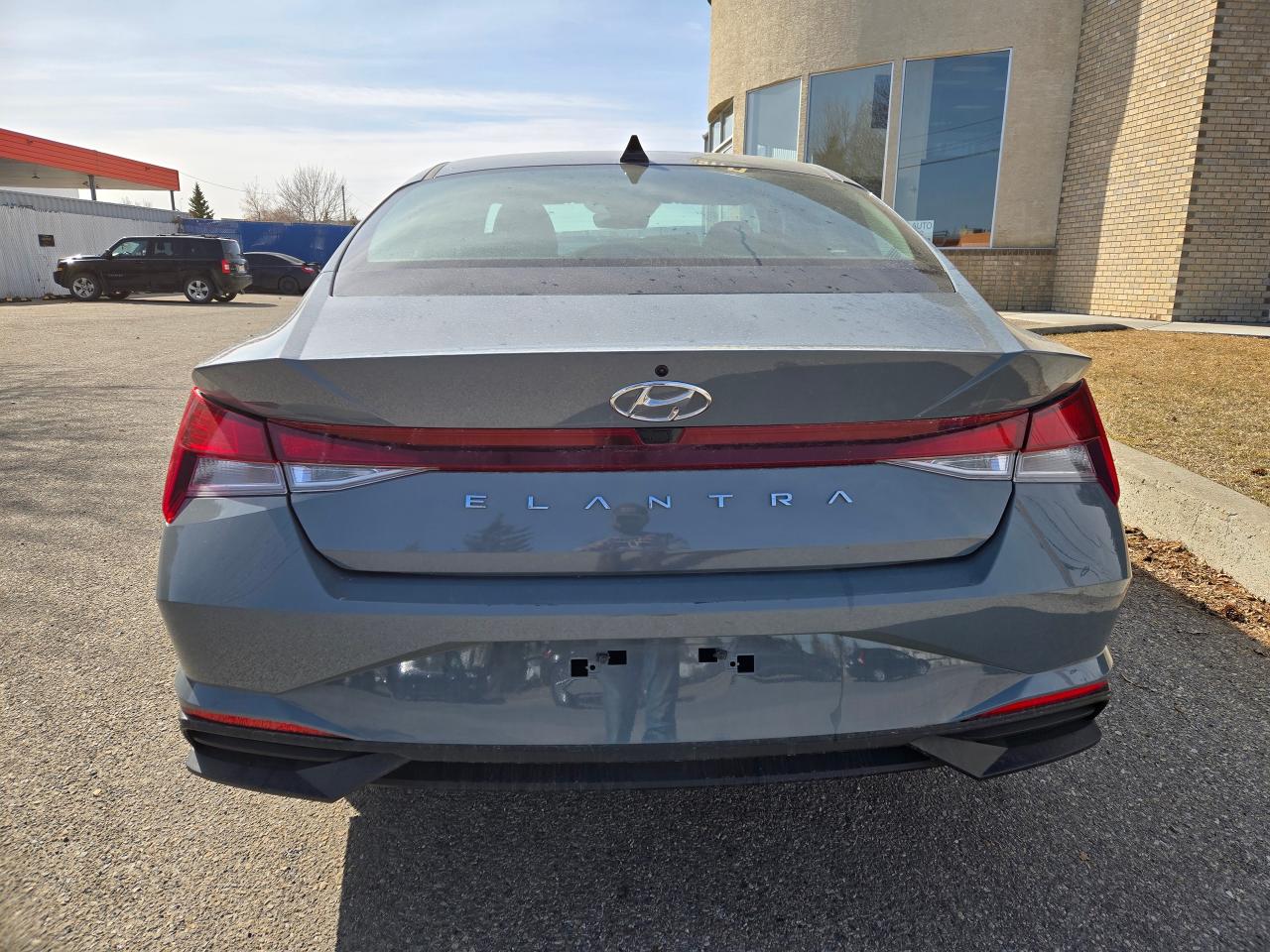 2022 Hyundai Elantra PREFERRED | ALL CREDIT ACCEPTED!! - Photo #6