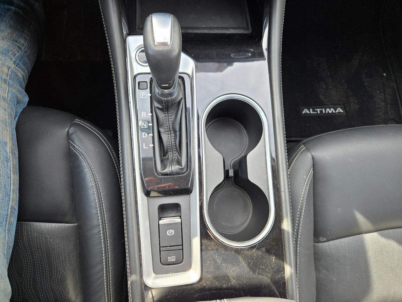 2022 Nissan Altima Platinum | ALL CREDIT ACCEPTED!! - Photo #14