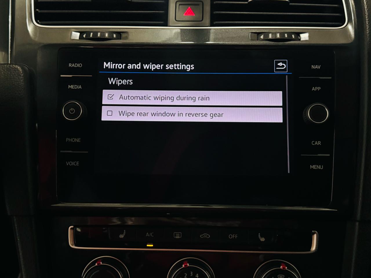 2021 Volkswagen Golf TSI 8A - Photo #18