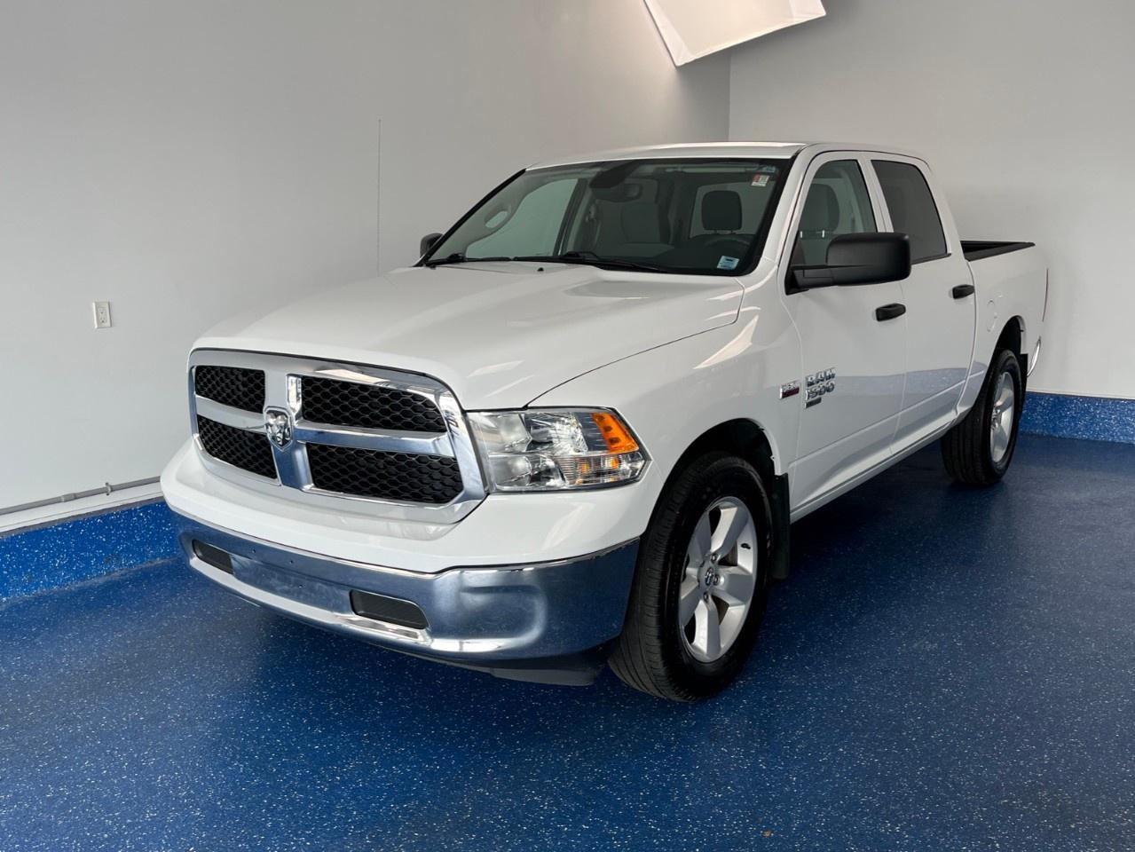 Used 2022 RAM 1500 Classic SLT 4x4 Crew Cab 5'7