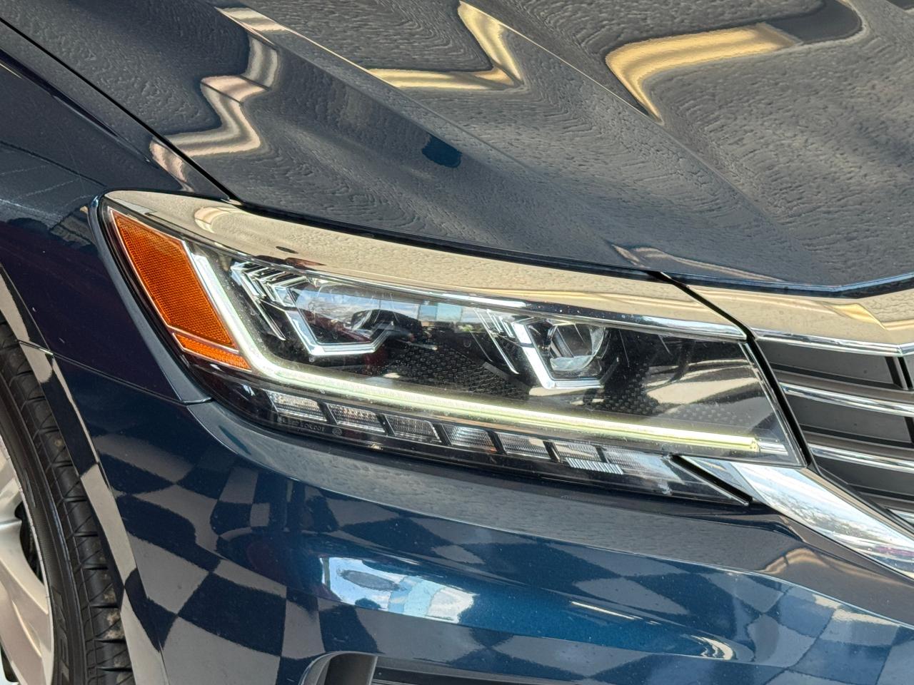2021 Volkswagen Passat HIGHLINE+Adaptive Cruise+Roof+BSM+CLEAN CARFAX - Photo #40