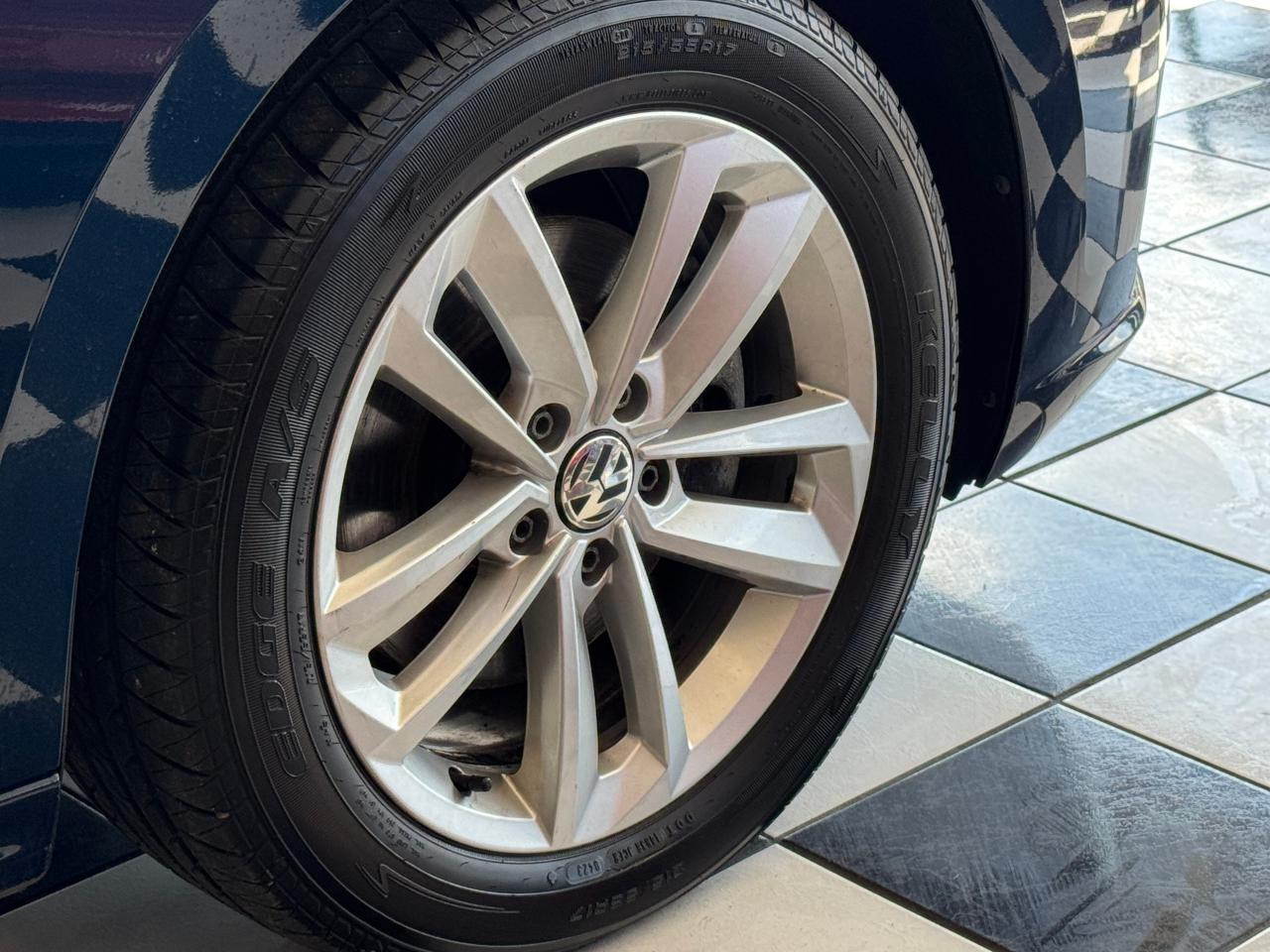 2021 Volkswagen Passat HIGHLINE+Adaptive Cruise+Roof+BSM+CLEAN CARFAX - Photo #58