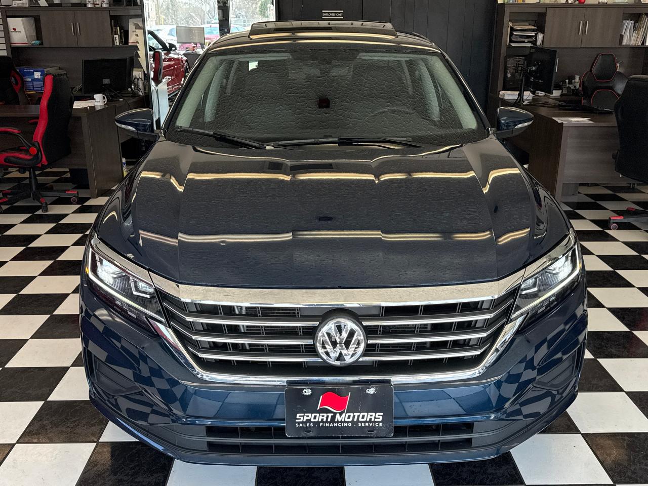2021 Volkswagen Passat HIGHLINE+Adaptive Cruise+Roof+BSM+CLEAN CARFAX - Photo #12