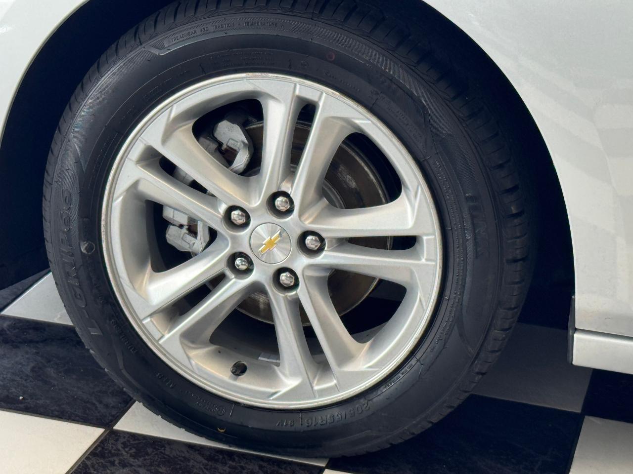 2018 Chevrolet Cruze LT+New Tires+Camera+ApplePlay+CLEAN CARFAX - Photo #48