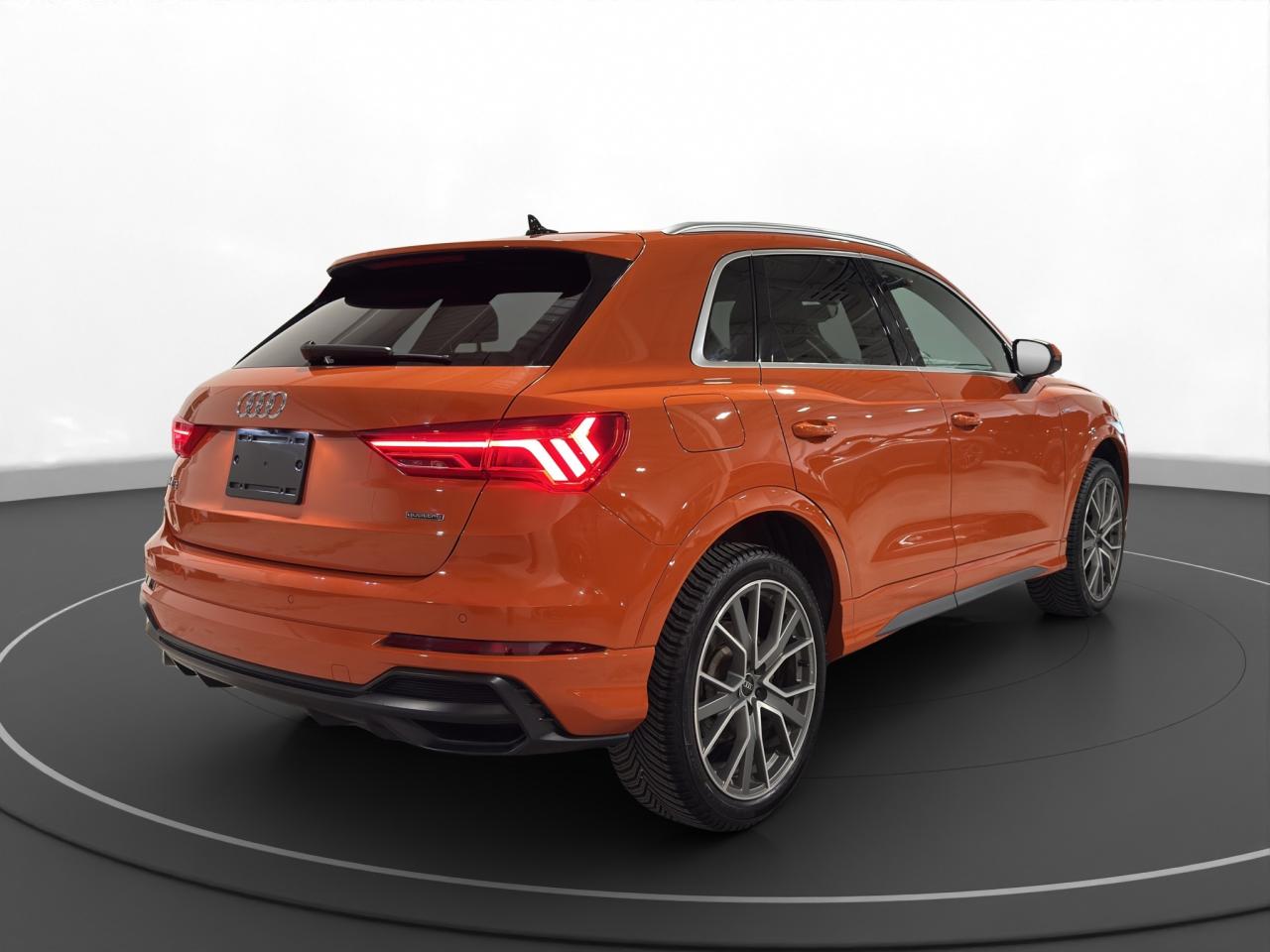 2021 Audi Q3 TECHNIK S LINE - Photo #6
