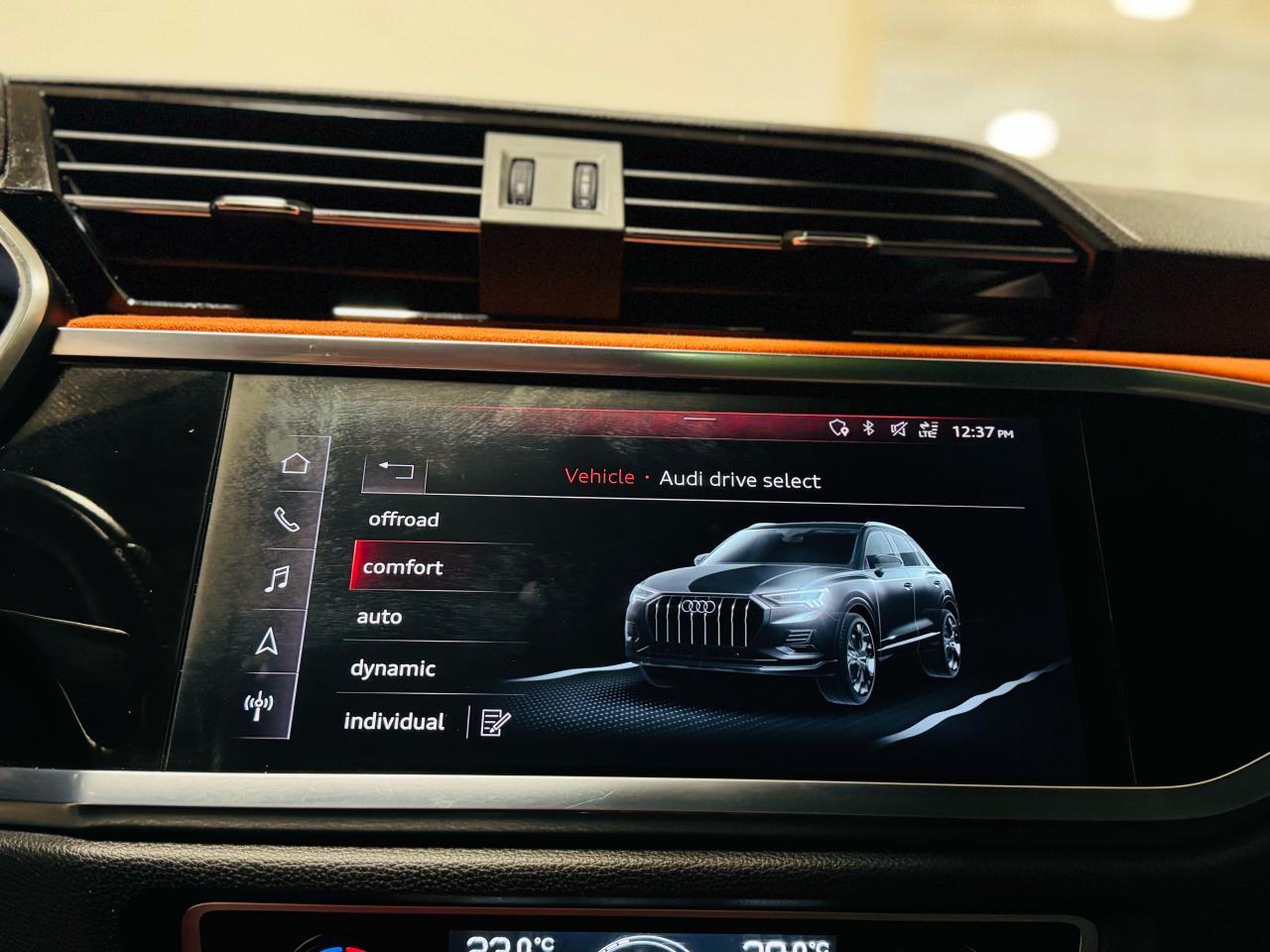 2021 Audi Q3 TECHNIK S LINE - Photo #19