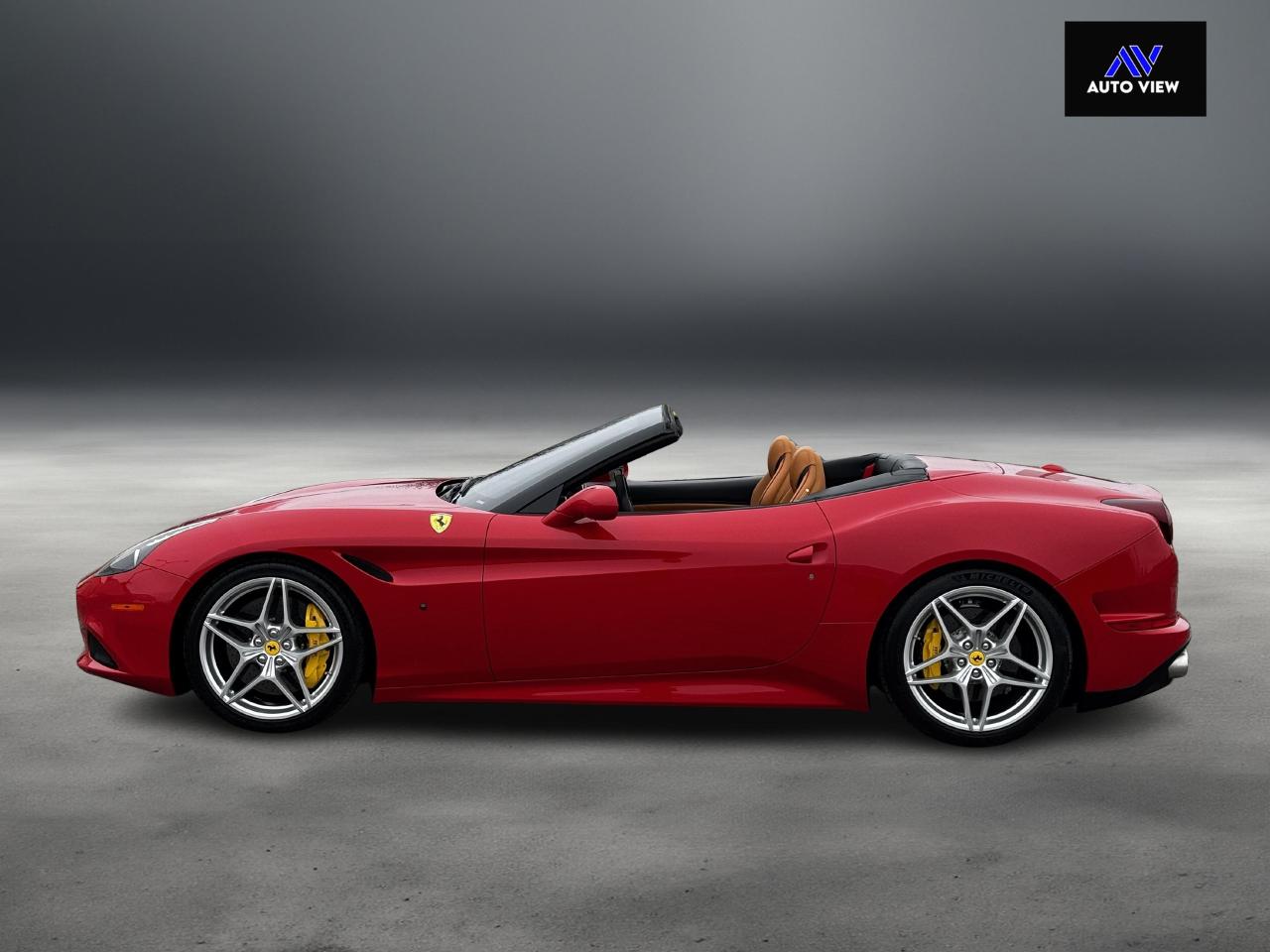 2015 Ferrari California T **CONVERTIBLE**CLEAN CARFAX** - Photo #8