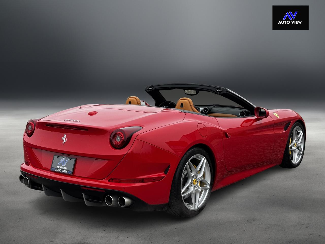 2015 Ferrari California T **CONVERTIBLE**CLEAN CARFAX** Photo4