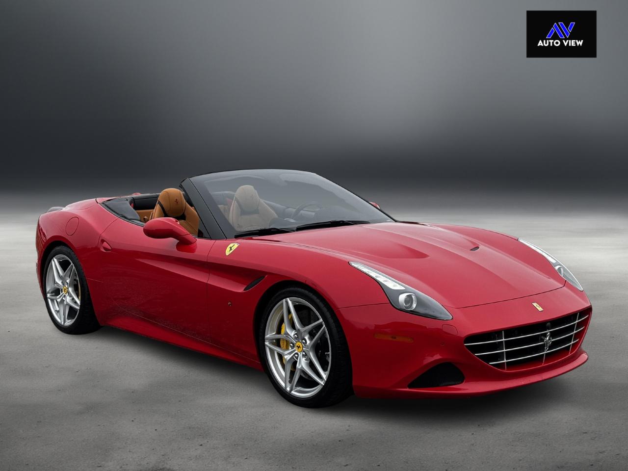 2015 Ferrari California T **CONVERTIBLE**CLEAN CARFAX** Photo2