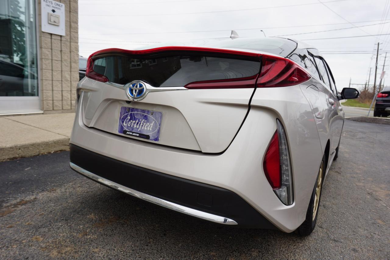 2018 Toyota Prius Prime PREMIUM PLUG-IN CERTIFIED *2nd WINTER* NAV CAMERA HEATED SEAT/STEERING LANE DEPARTURE - Photo #6