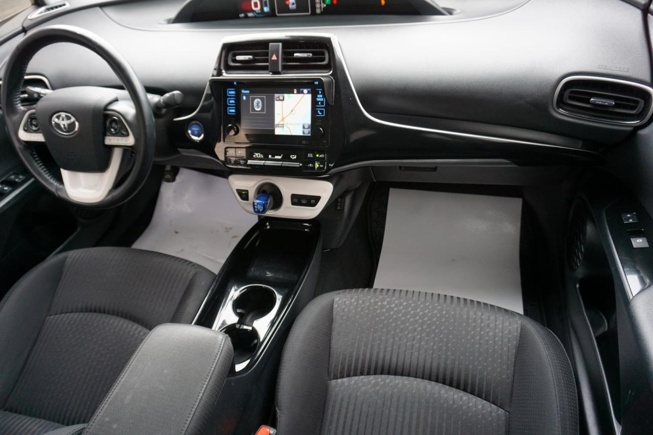 2018 Toyota Prius Prime PREMIUM PLUG-IN CERTIFIED *2nd WINTER* NAV CAMERA HEATED SEAT/STEERING LANE DEPARTURE - Photo #12
